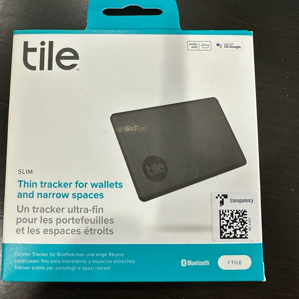 New in box- thin Tile tracker
